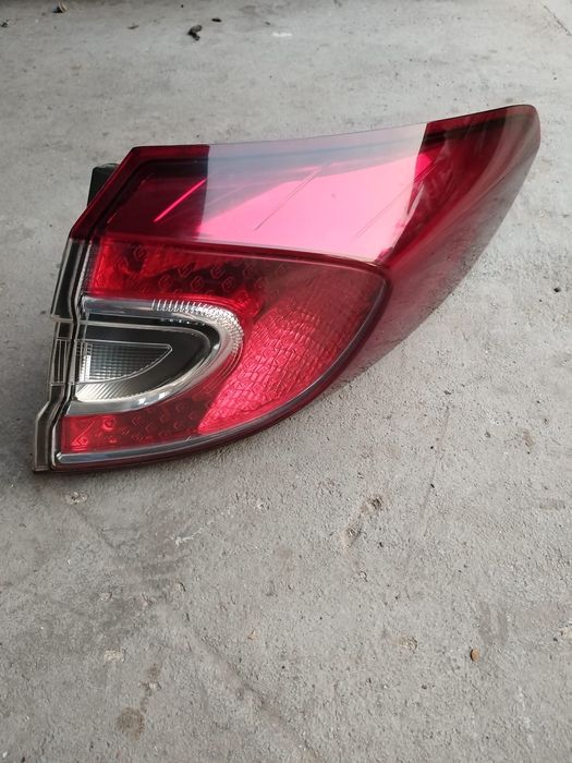 Lampă Triplă Stop Dreapta Spate Aripă Renault Megane 3 Grandtour Break