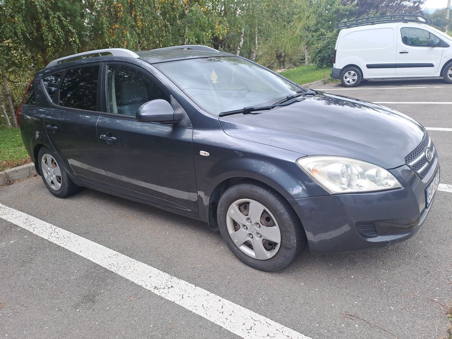 Kia Ceed 1.6  2008            .