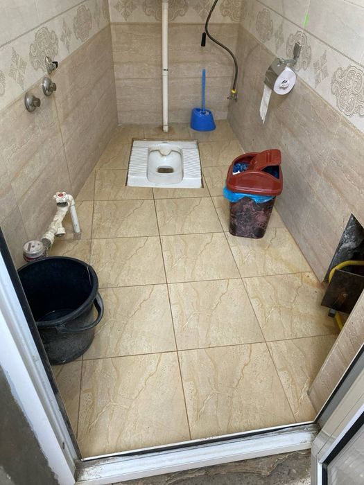 Qizlar ijaraga qo'yiladi.