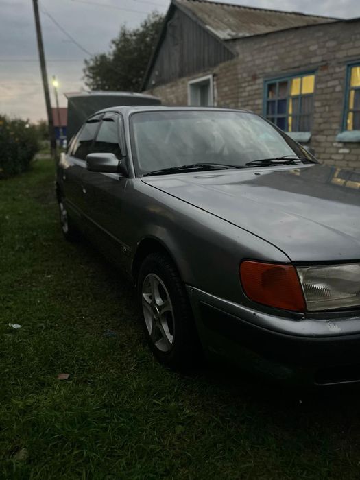 Продам Ауди 100с4 2.3 Моник в хорошем состоянии