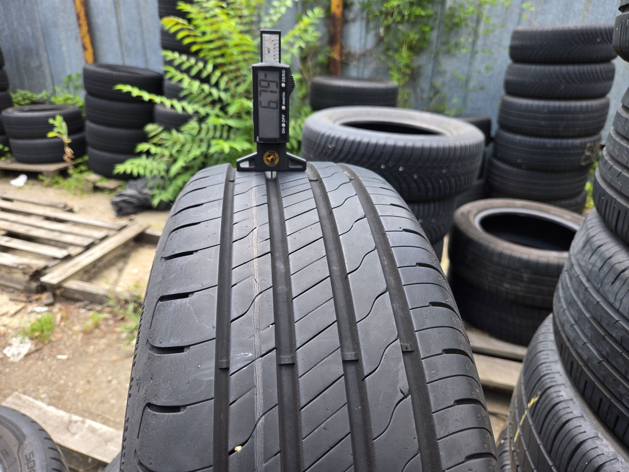 4бр. 205 55 16 Goodyear летни.