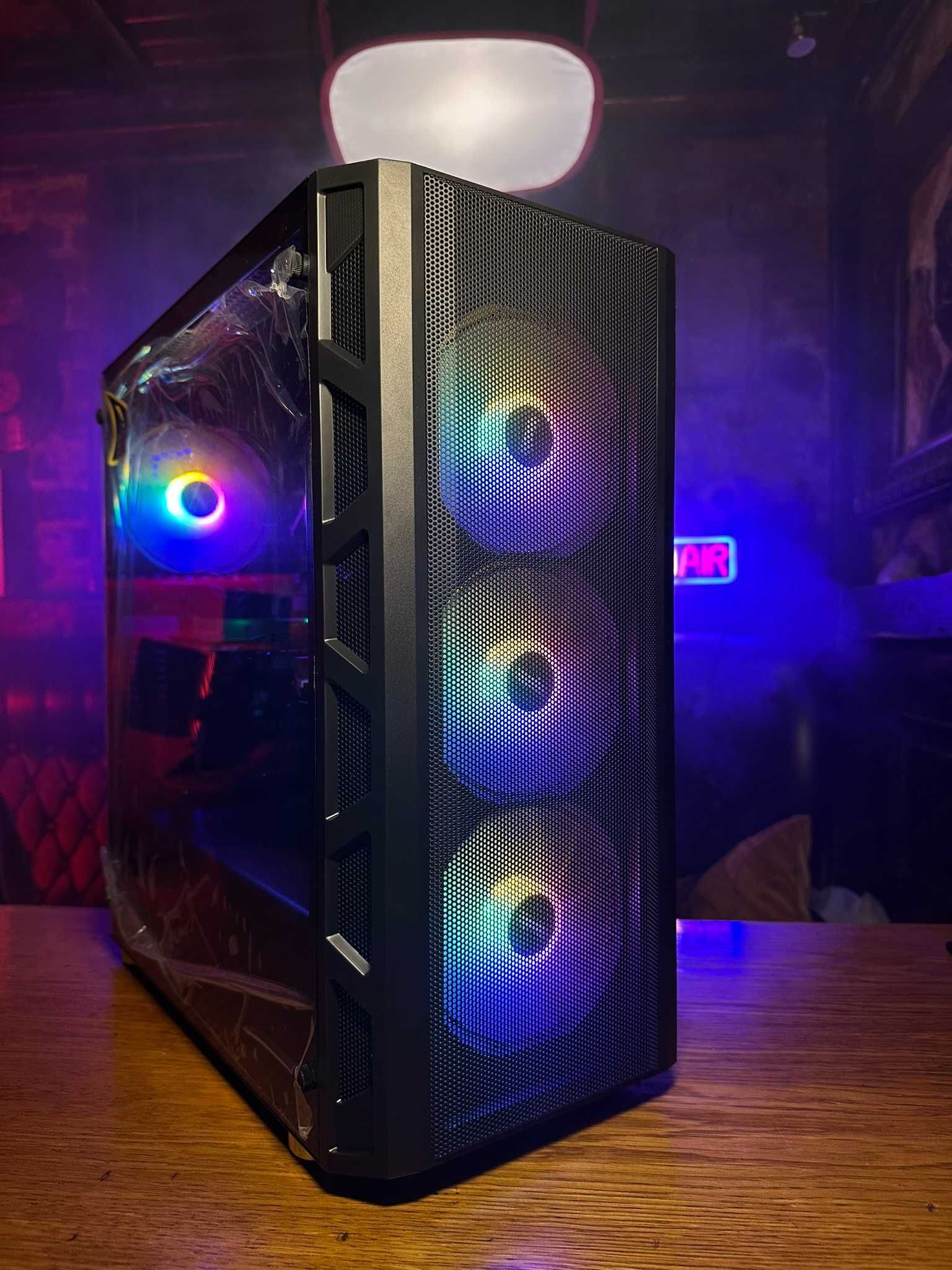 Геймърски Компютър Ryzen RYZEN 5 3600, 16GB, GTX1080, 500SSD, 1TB HDD