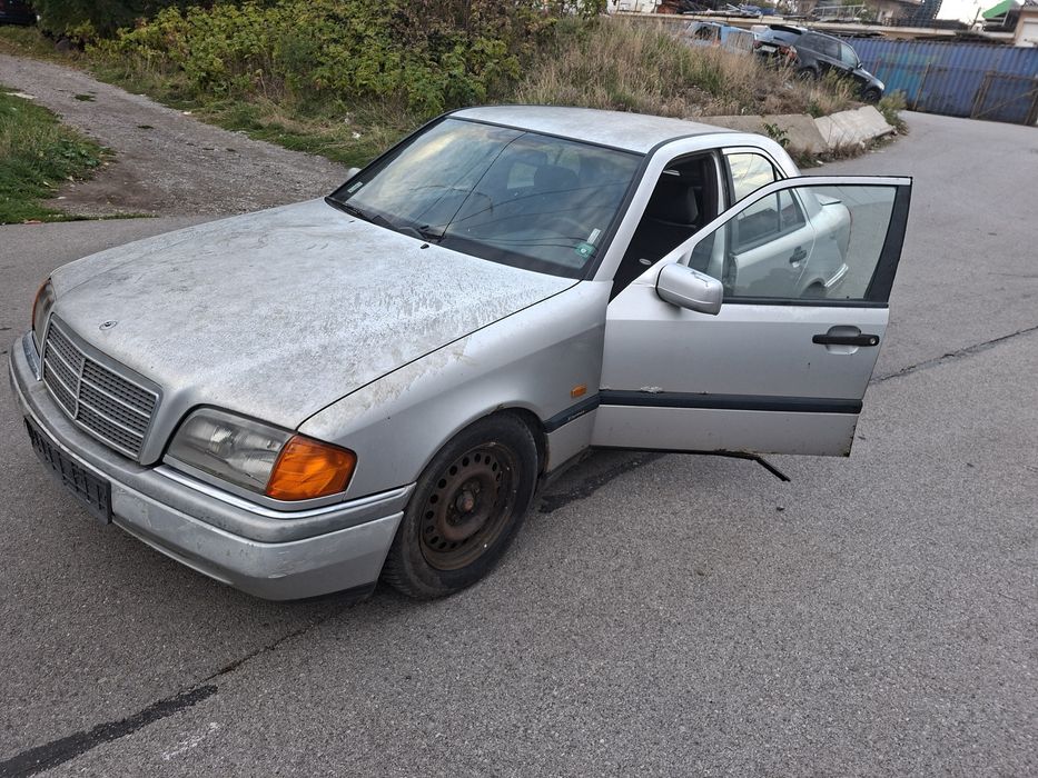 Mercedes c180 на части или цял