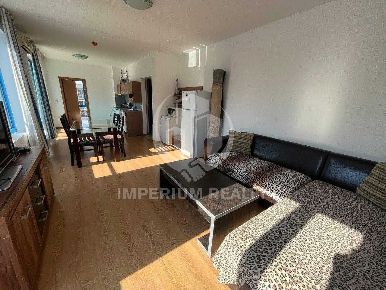 Продава се Тристаен апартамент в к.к. Слънчев бряг - 120 кв.м за 1000 €/кв.м - Снимка #2