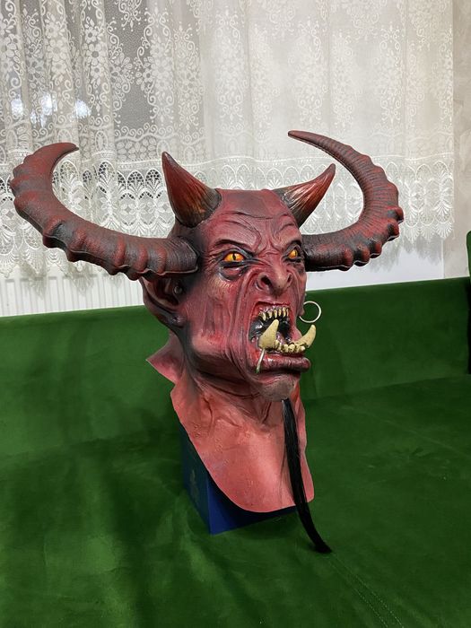 Masca lucifer din latex