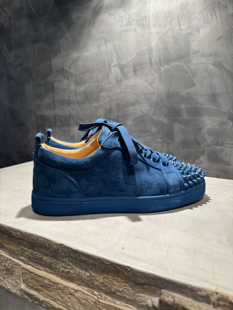 КАТО НОВИ Louboutin обувки 100% оригинални