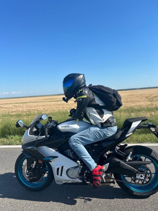 CFMOTO 675 SR-R 2025