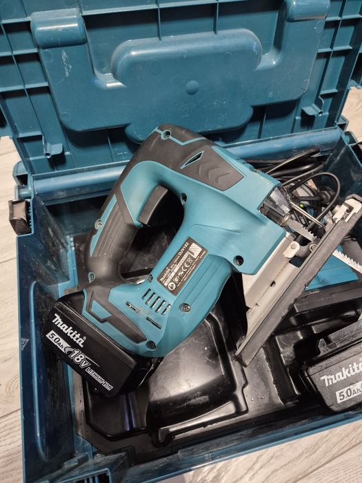 Pendular makita 18v djl 182 brushless