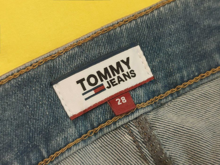 Blugi Tommy Hilfiger - Scurti Regular