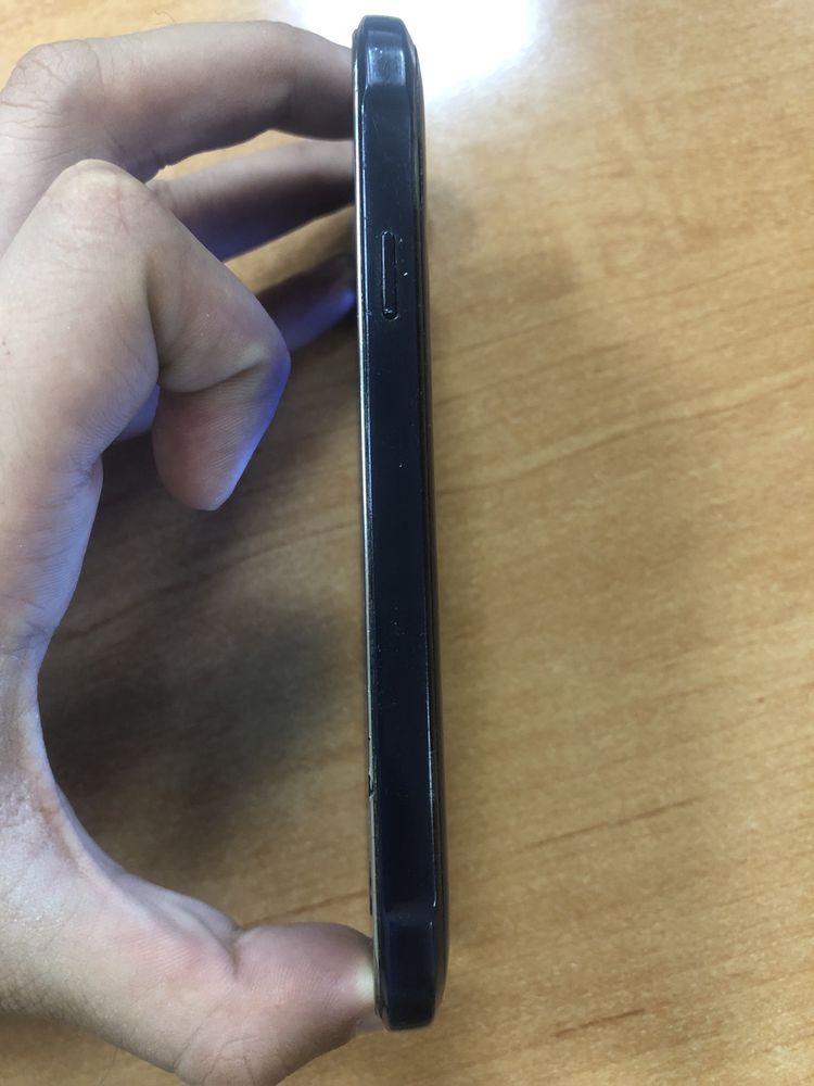 Samsung J1 sotiladi
