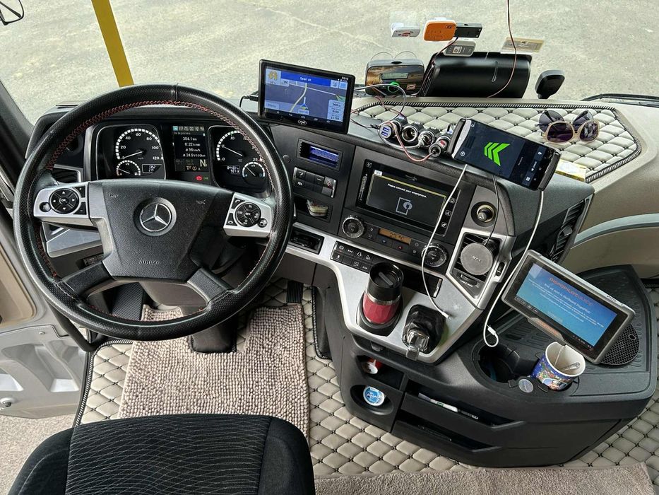 Mercedes-Benz ACTROS 1851 - 2018 (510CP)