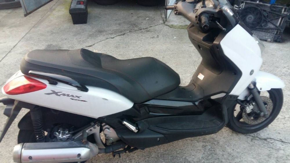 Yamaha Х-max 125 иYamaha Х-max 250 -На части