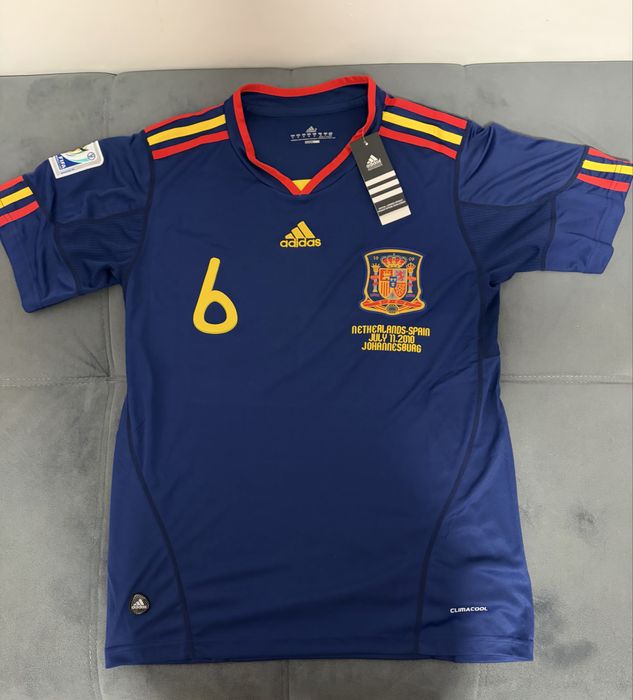 tricou fotbal jersey retro Spania A. Iniesta 6 finala world cup 2010