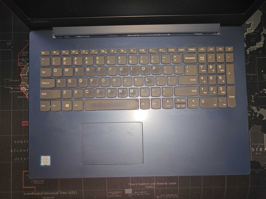 Lenovo Ideapad 330-15IKB cu I5 - 8250U, 250 GB SSD, 8 GB RAM