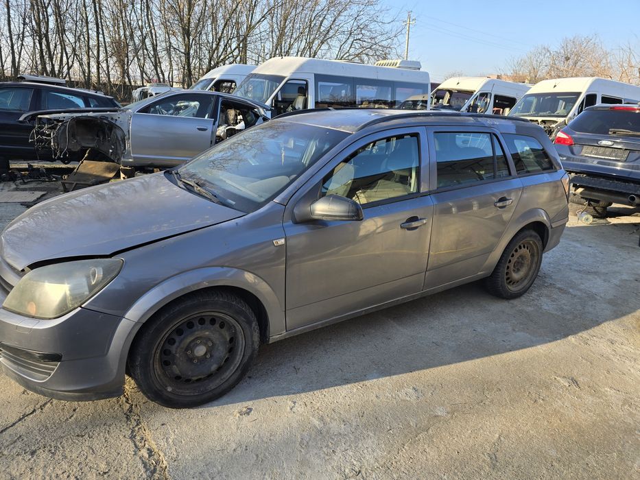 Piese Auto din Dezmembrari Opel Astra H 2006 1.7 diesel