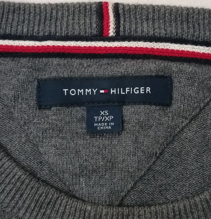 Tommy Hilfiger Pullover оригинален пуловер XS памучен сив пуловер