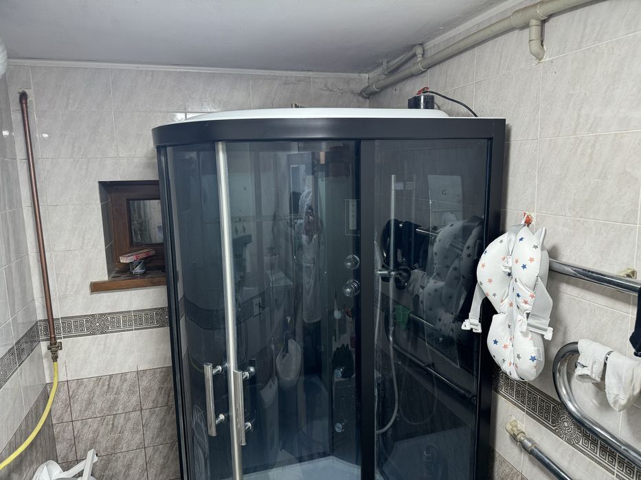 Душовой кабинка в отличным состояни