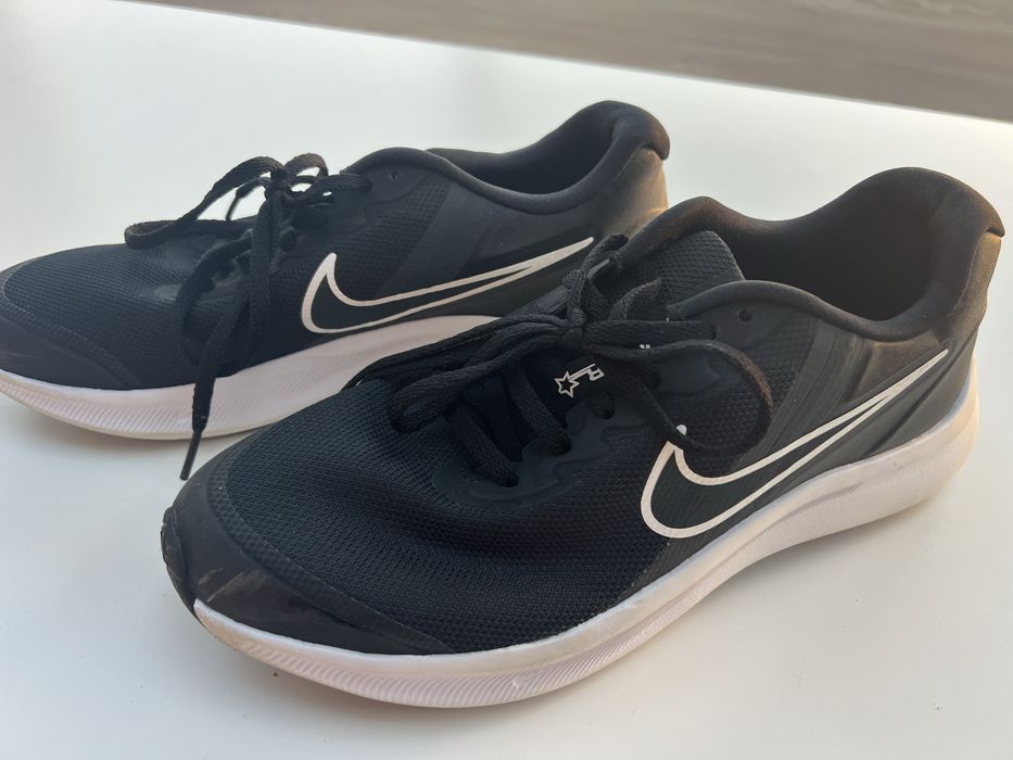 Продавам чисто нови маратонки Nike unisex