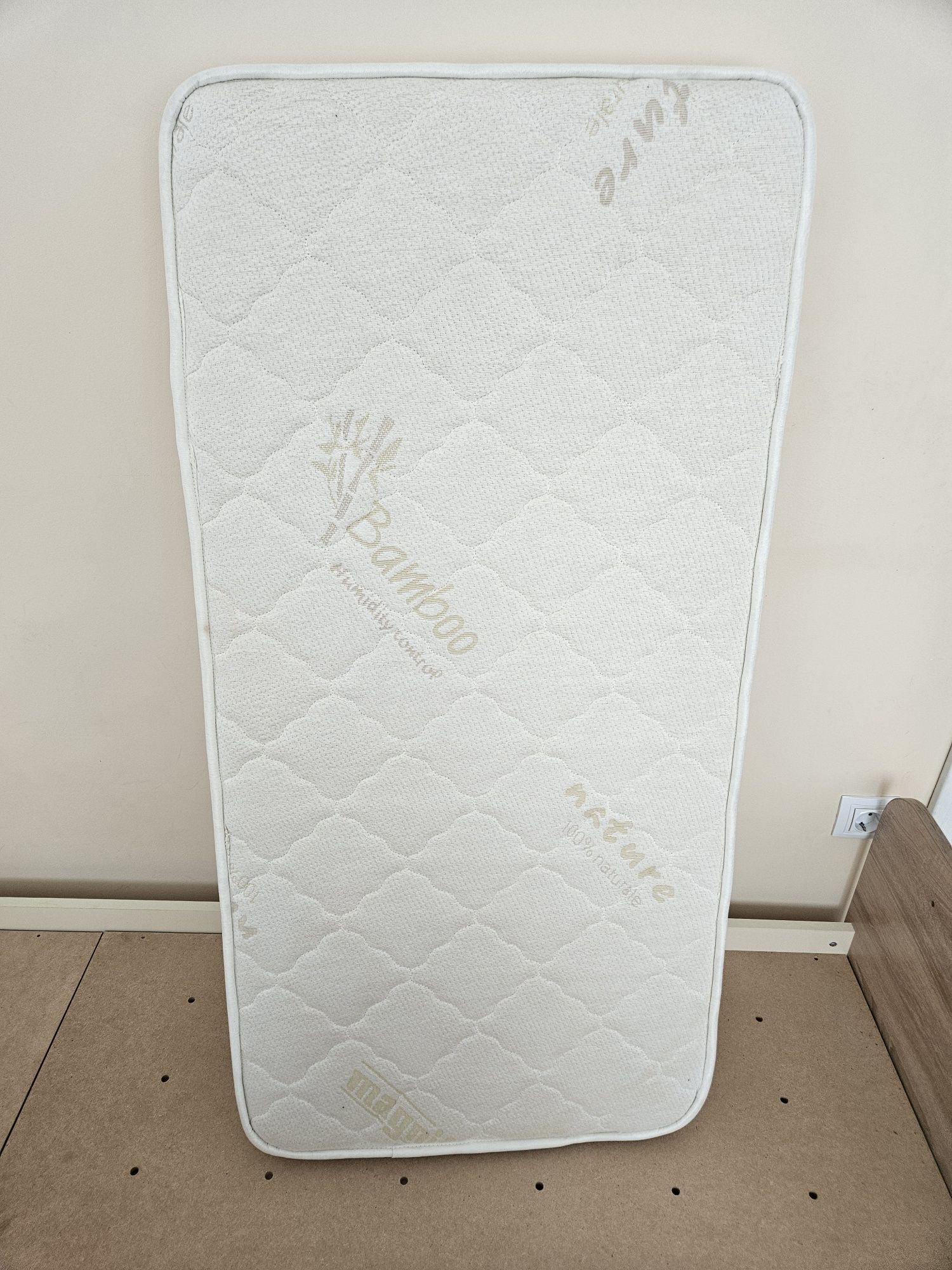 Матрак Magniflex 60×120 - изпран и фолиран