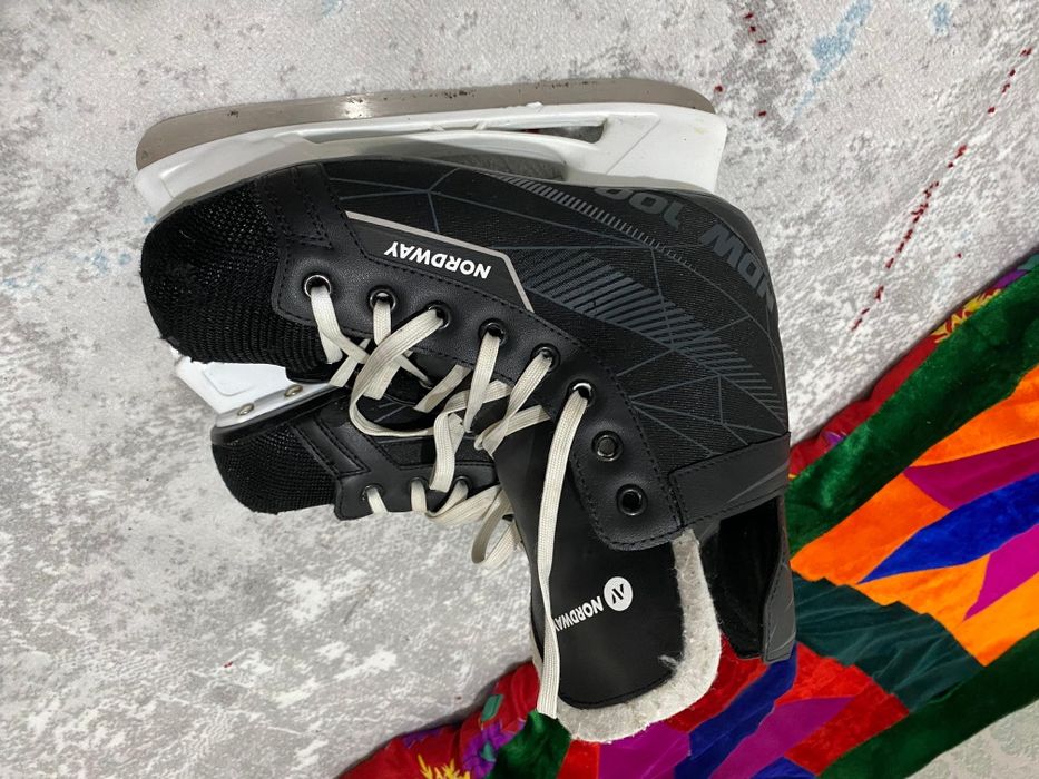 Продам Коньки спорт