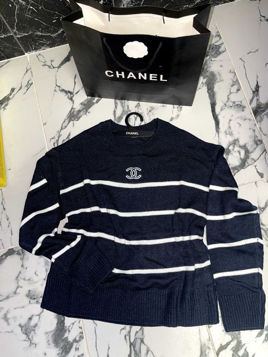 универсален тъмни син пуловер шанел на рае chanel зимен дебел мек