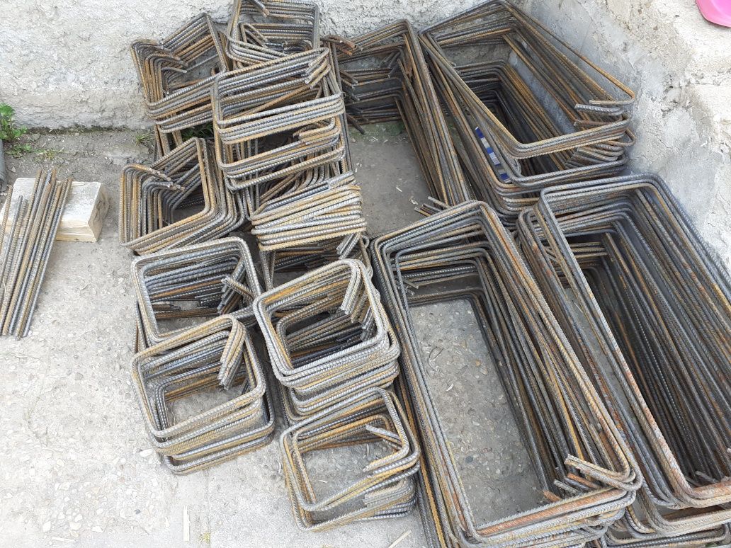 Etrieri  din fier beton  40 /20
