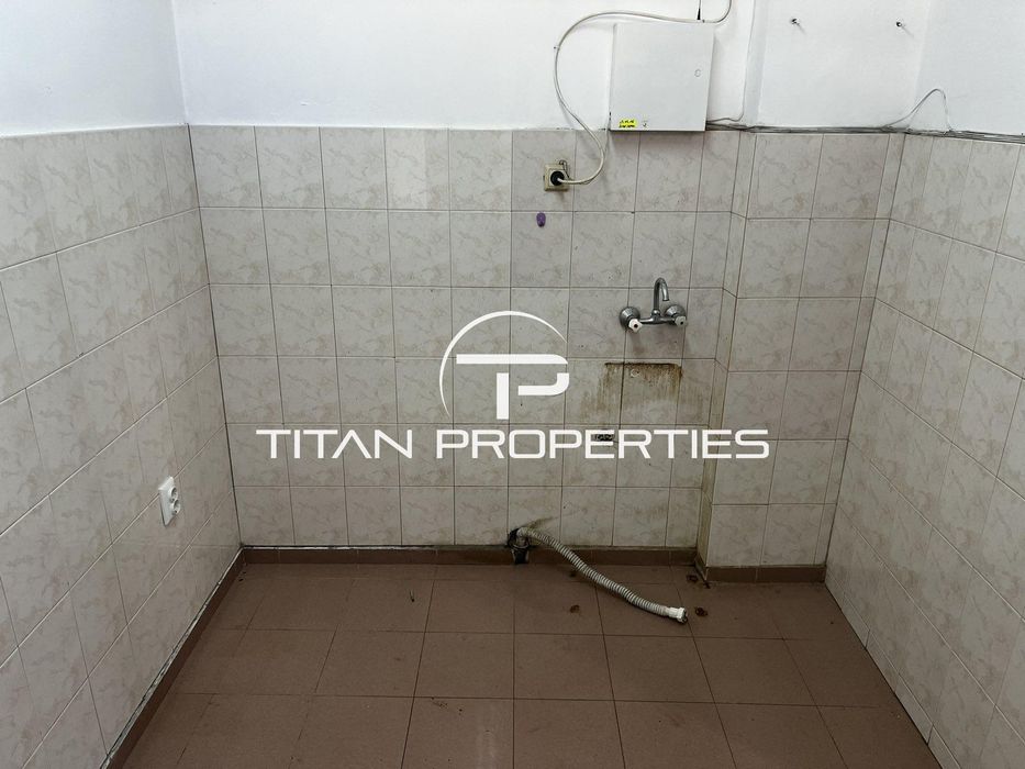 Дава се под наем Магазин в Бургас, Възраждане - 40 кв.м за 204 € - Снимка #3