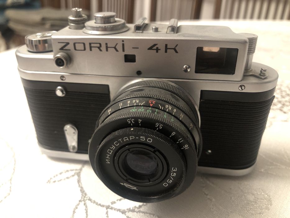 Пленочный фотоаппарат  Зоркий 4К