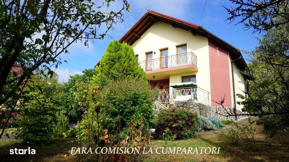 Casa cu suprafete generoase, teren 680 mp