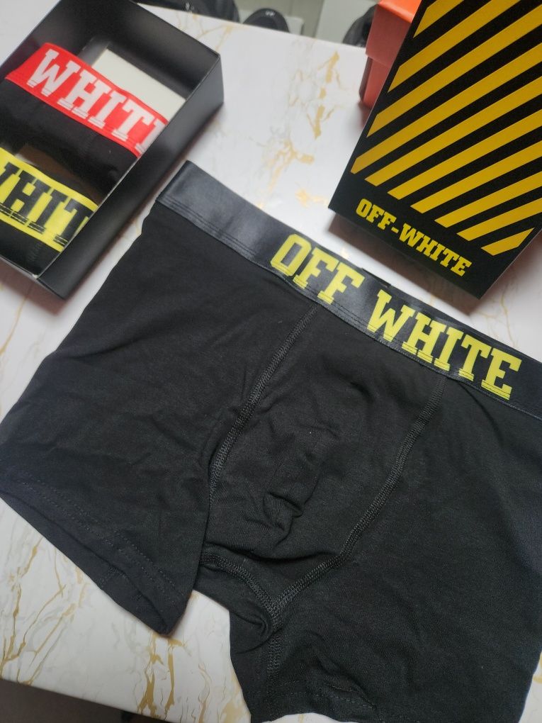 Off White боксерки 3бр в кутия