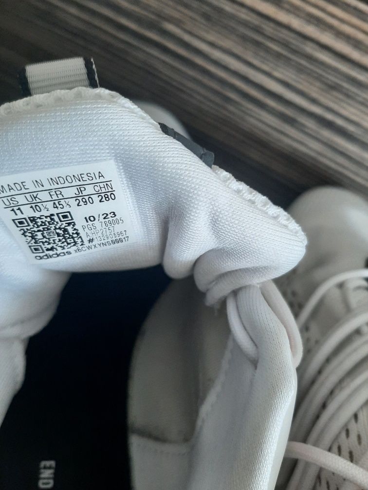 Сникърси adidas Alphaboost V1