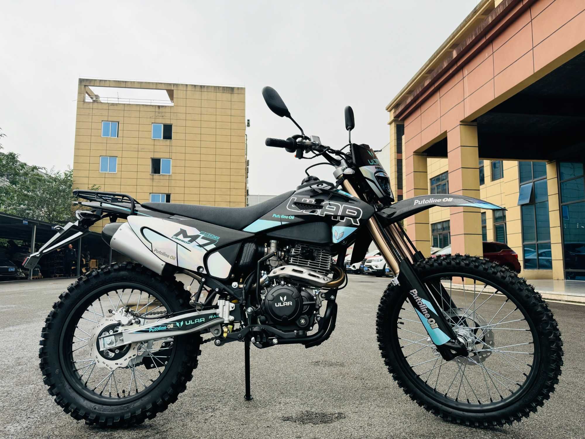 мотоцикл ULAR  CB250F-M7