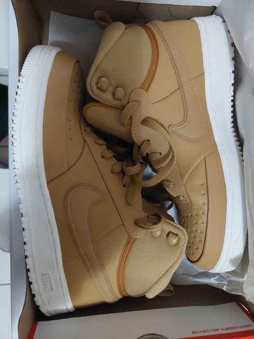 Nike mid-high Court Vision Mid WNTR