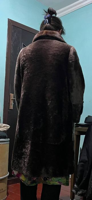 Шуба сотилади ёкаси натуральной норка