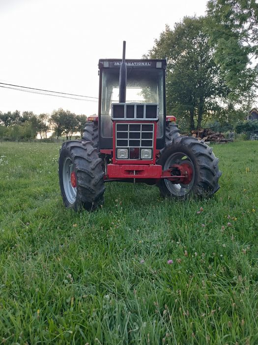Vând tractor International 844 SB 4x4 ih case