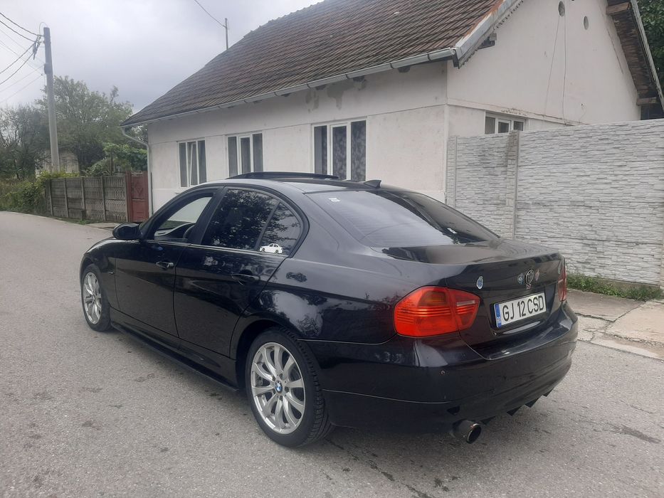 Vand BMW 318i din 2007