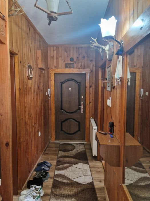 Продавам тристаен апартамент в Пловдив !