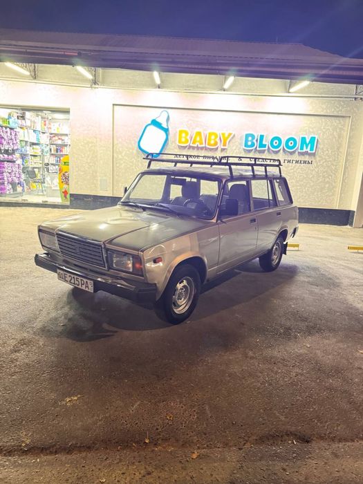 Jiguli vaz 2104.