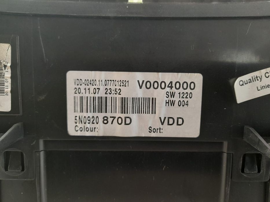 Ceasuri bord 5N0920870 Volkswagen VW Tiguan 1 5N [2007 - 2011] 2.0 td