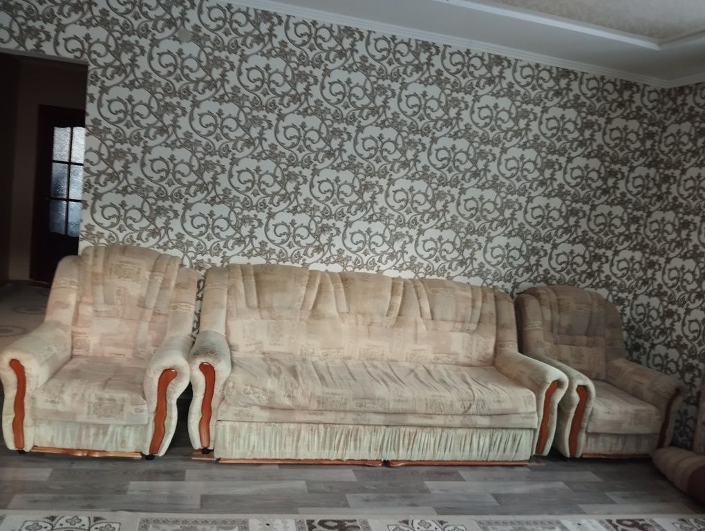 Диван с 2 креслами