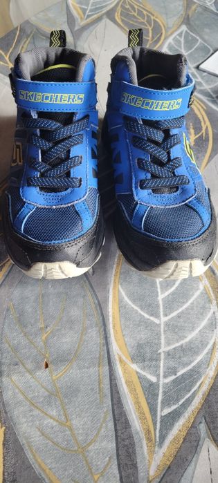 Зимни обувки за момче