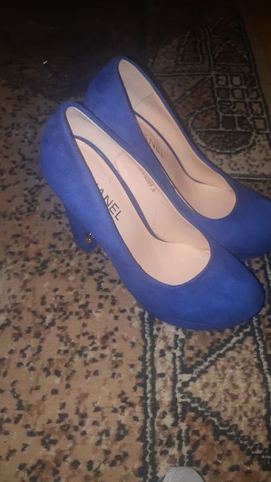 Туфли новые замшевые