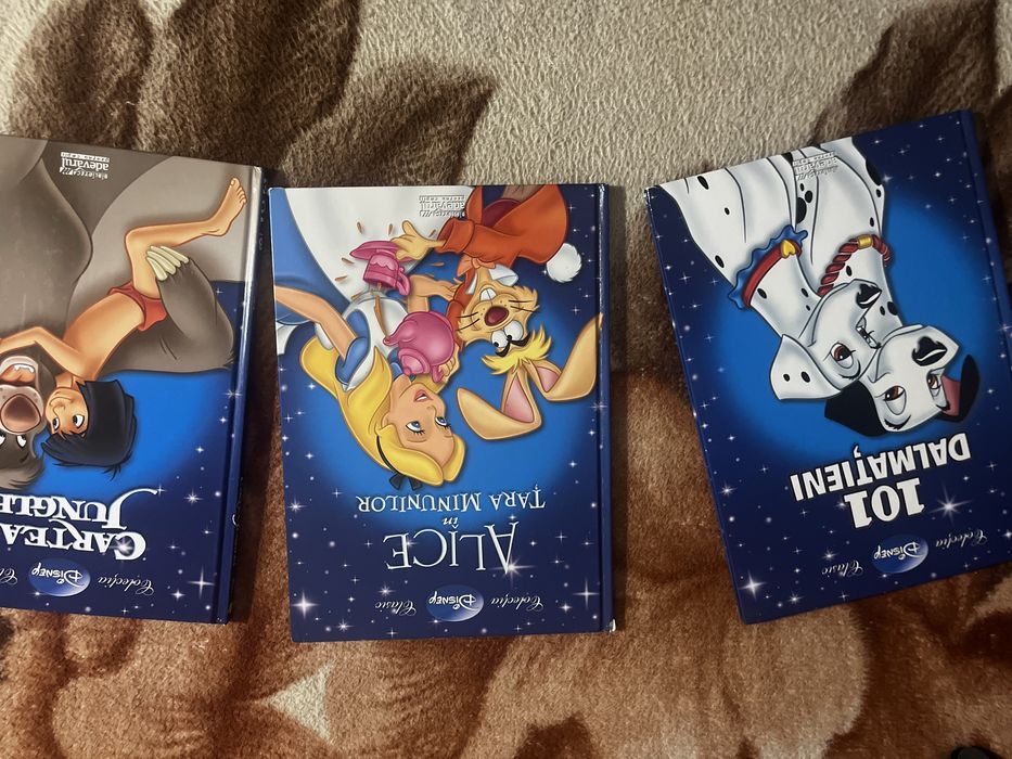 Vand set de carti  ,,Colectia Disney Adevarul,,