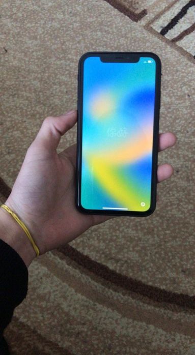 Продам айфон 11 на 64 гб Срочно