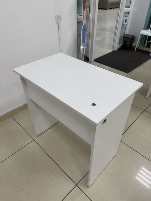 Продам столы 4000 тг