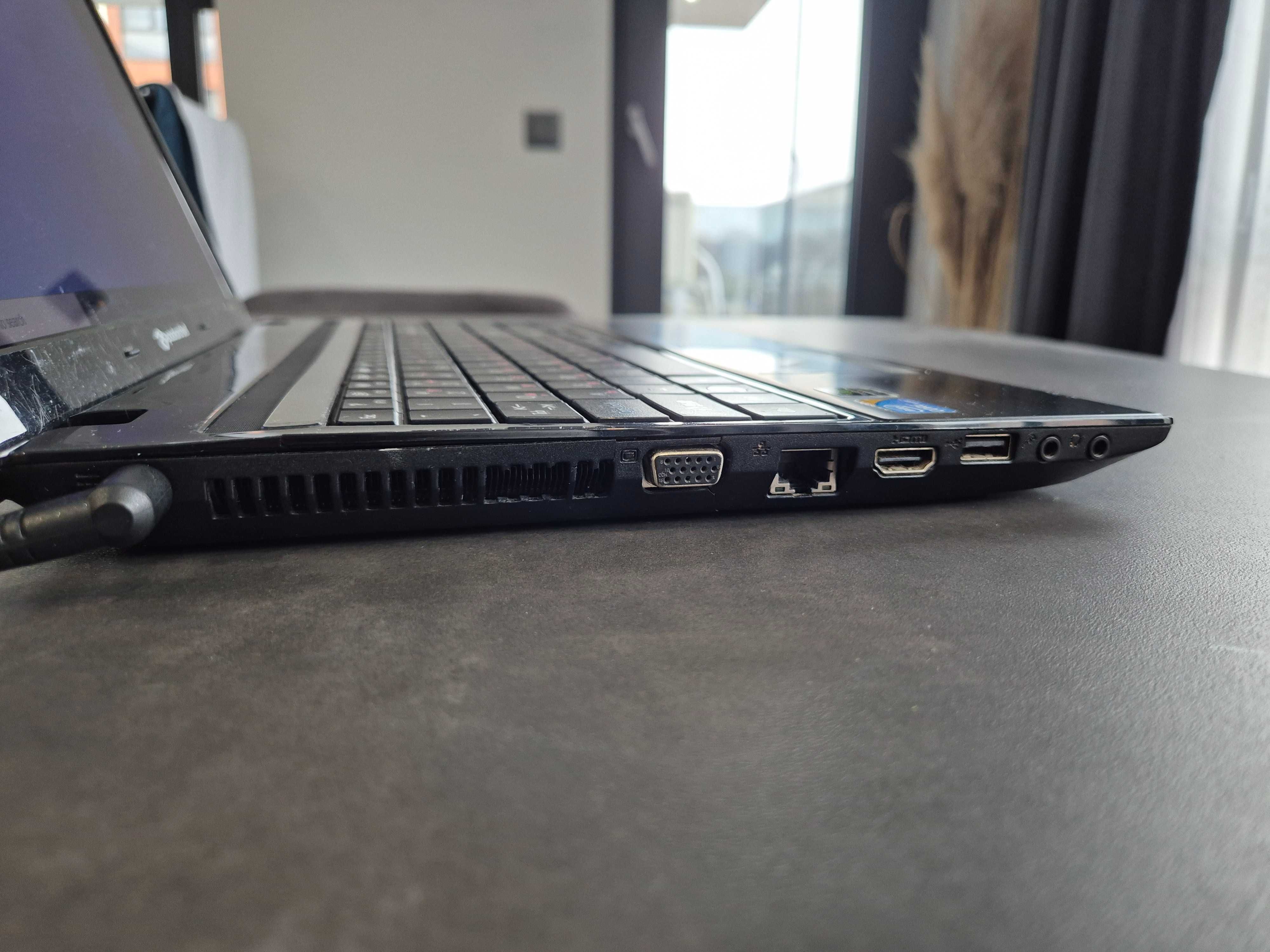Лаптоп Packard Bell, Intel core i3-M380, NVIDIA GT420M, 3 GB RAM