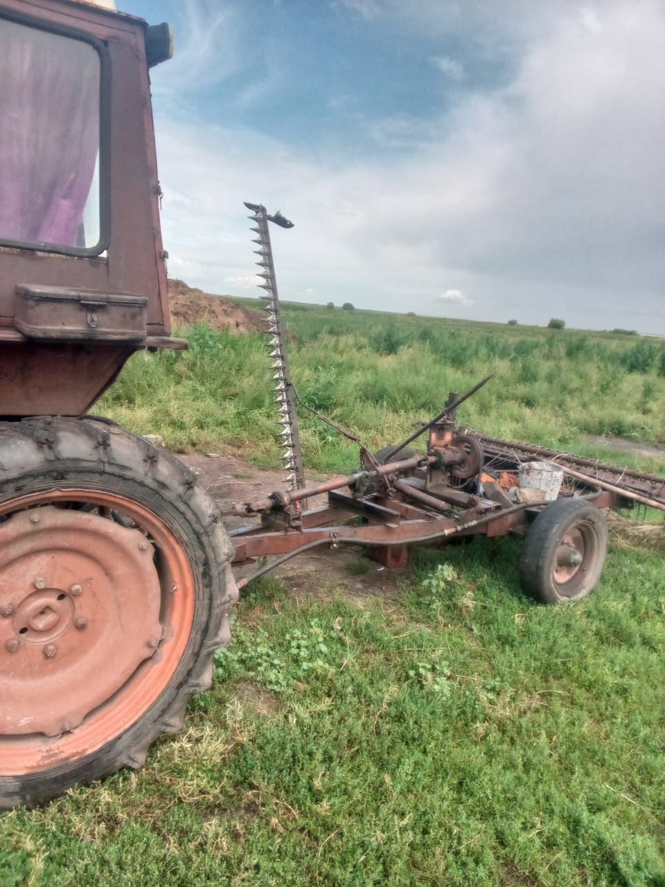 Продам трактор Т25