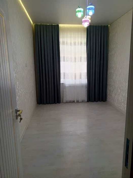 Шахар марказидан 2 хонали евро тамирланган квартира сотилади Крытый