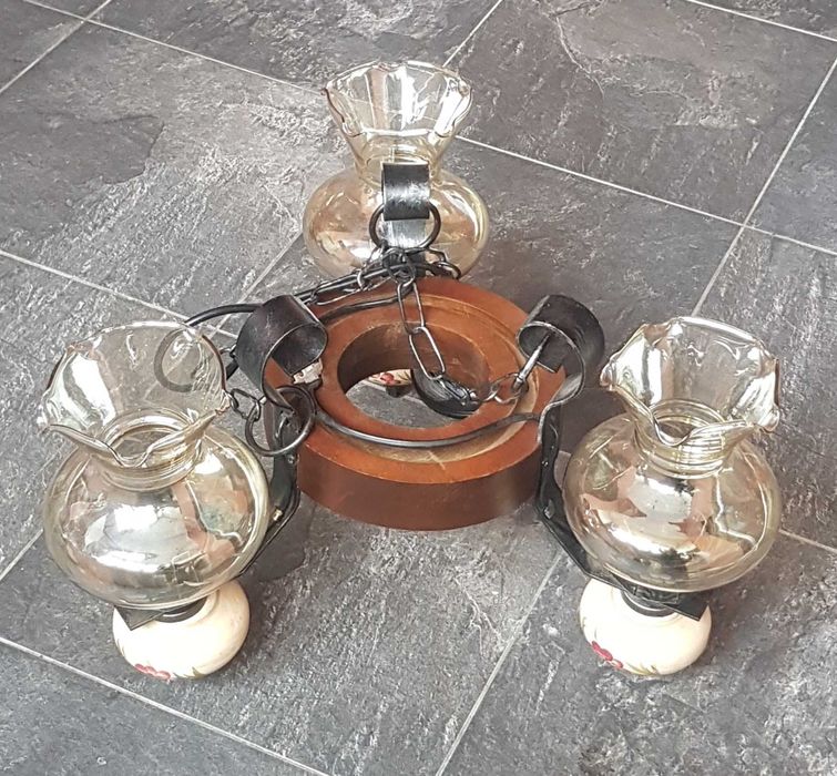 Старинен полилей- дърво и керамика