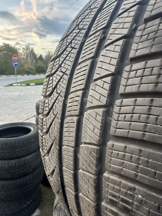 275/40/19-Pirelli